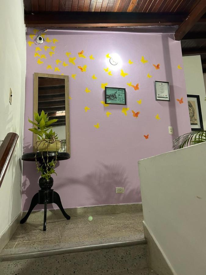 Hostel Urban City Медельин Экстерьер фото